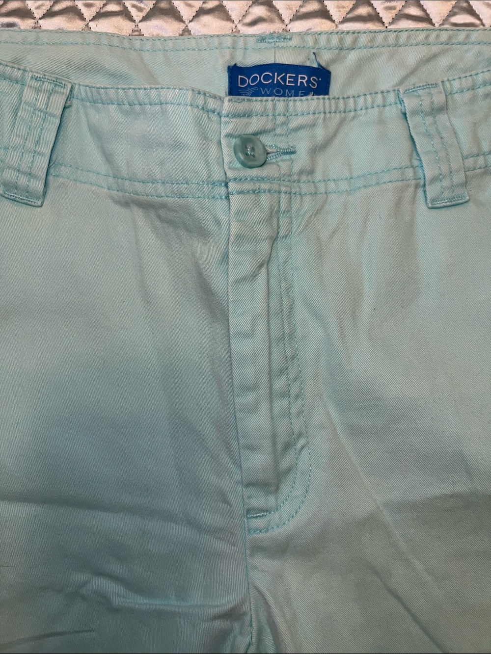Dockers capris - Picture 11 of 11